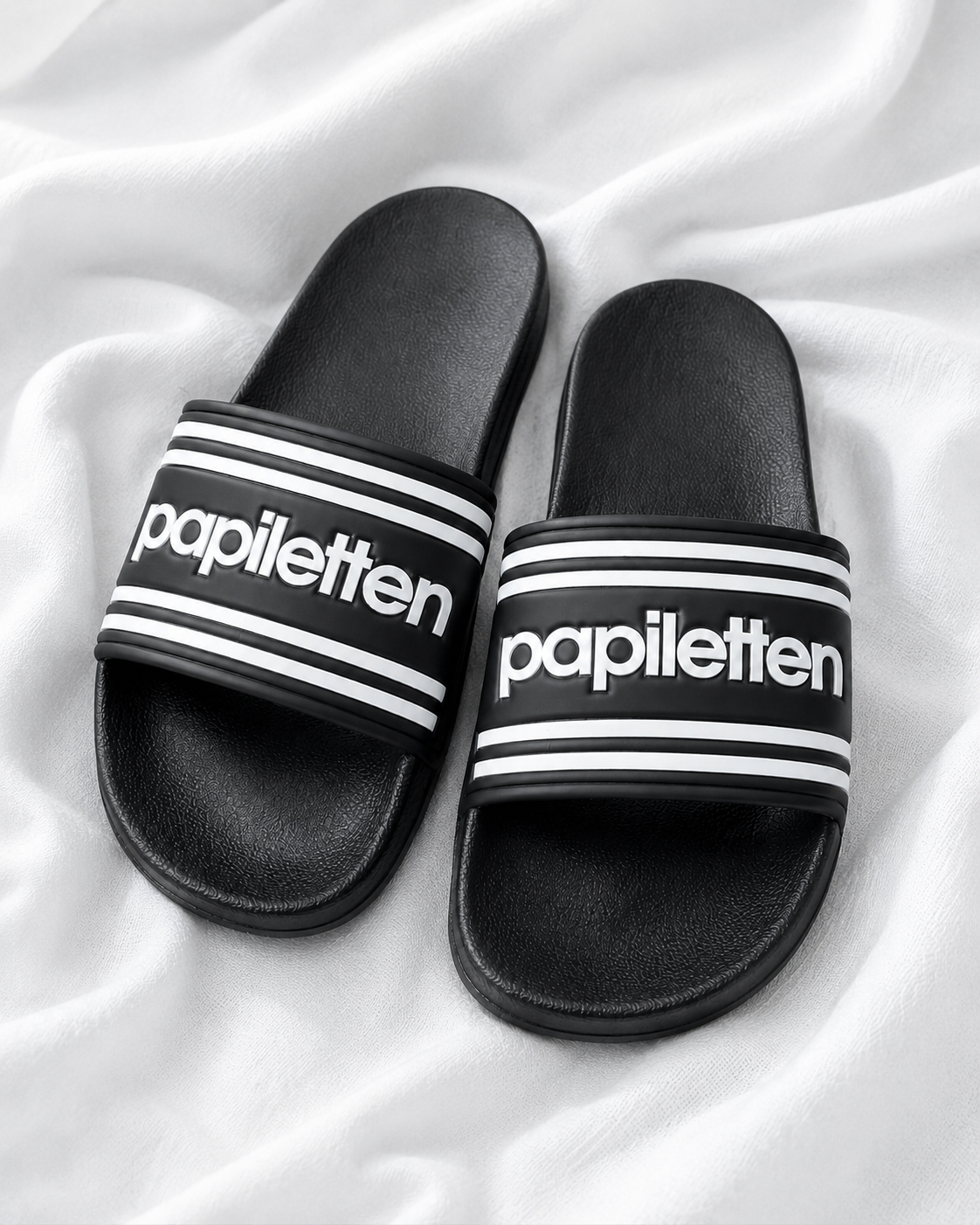 Papiletten Badeschlappen für Papa | Geschenk zur Babyparty, Geburt oder Vatertag | Schwarze Slides für werdende Väter